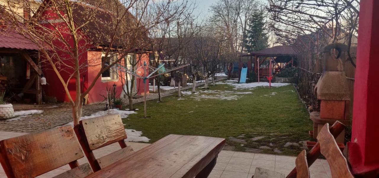 Casa Terzea Hotell Rîşnov Eksteriør bilde